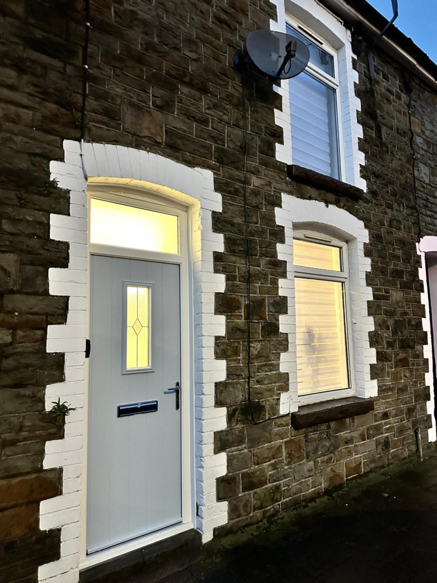 Stylish Miners Cottage, Treorchy, Rhondda Treorky ภายนอก รูปภาพ